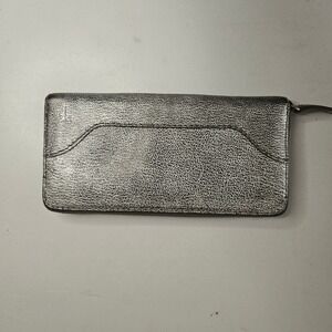 Frye Melissa Zip Around Wallet Metallic Silver Crackle Leather Continental